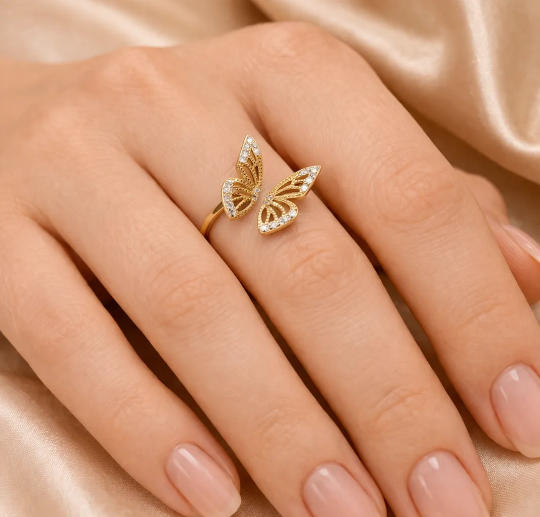 Anillo Ajustable Mariposa Dorado · foto 2