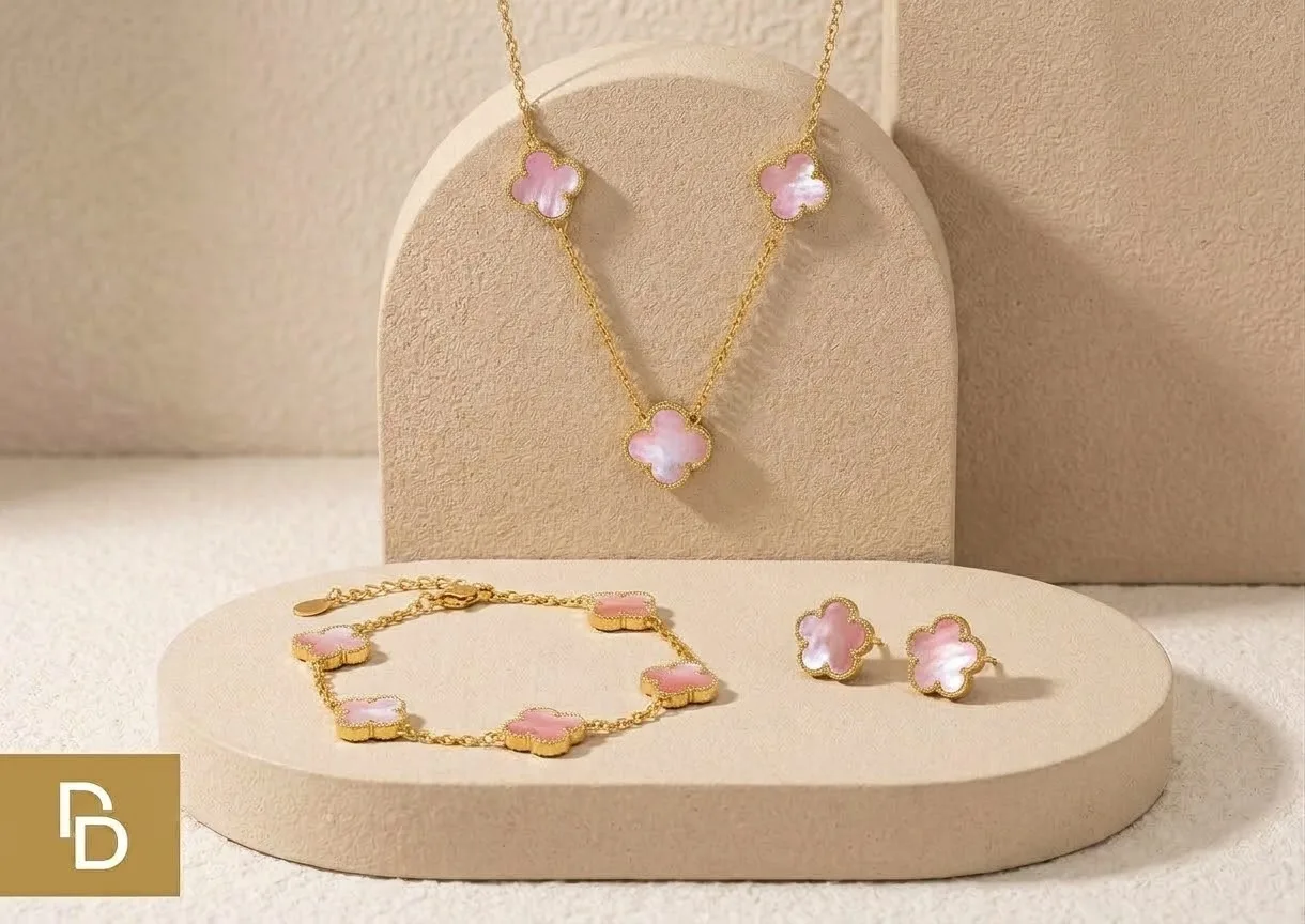 Set de Collar, Pulsera y Aretes "Flores Rosas"