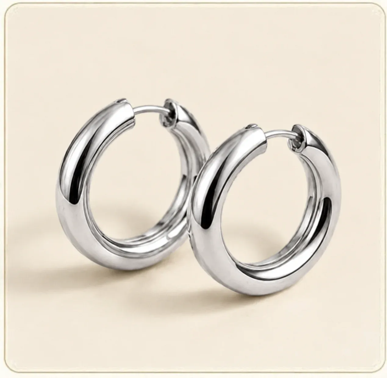 Argollas Huggie Lisa con bisagra